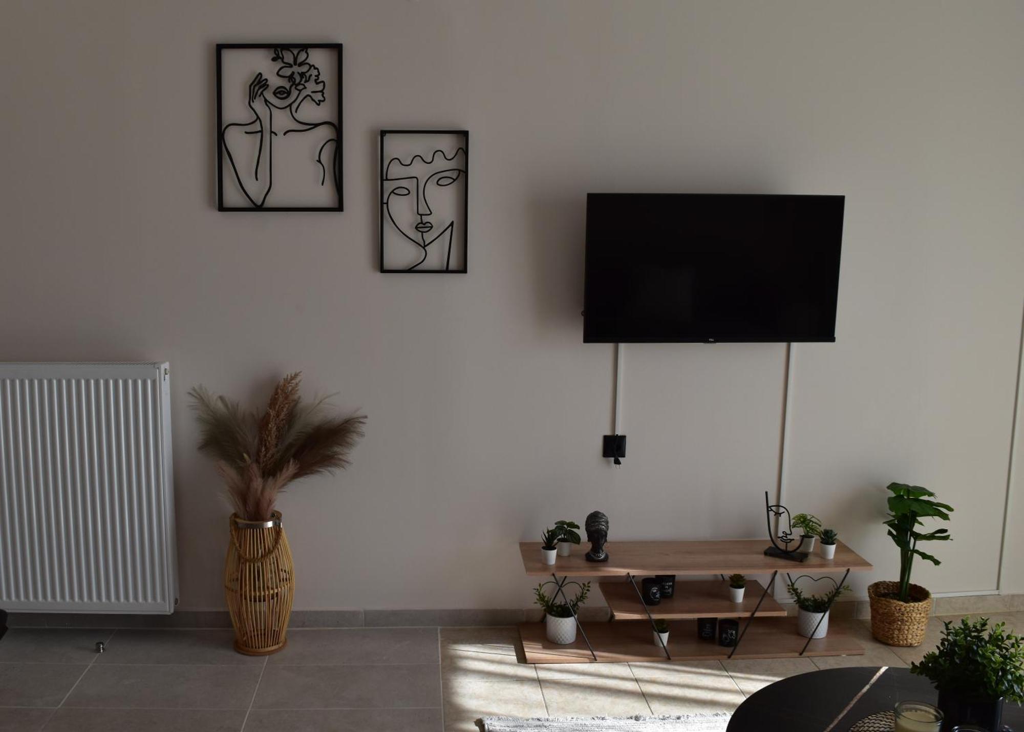 Pnoe Apartments Káto Loutrákion エクステリア 写真