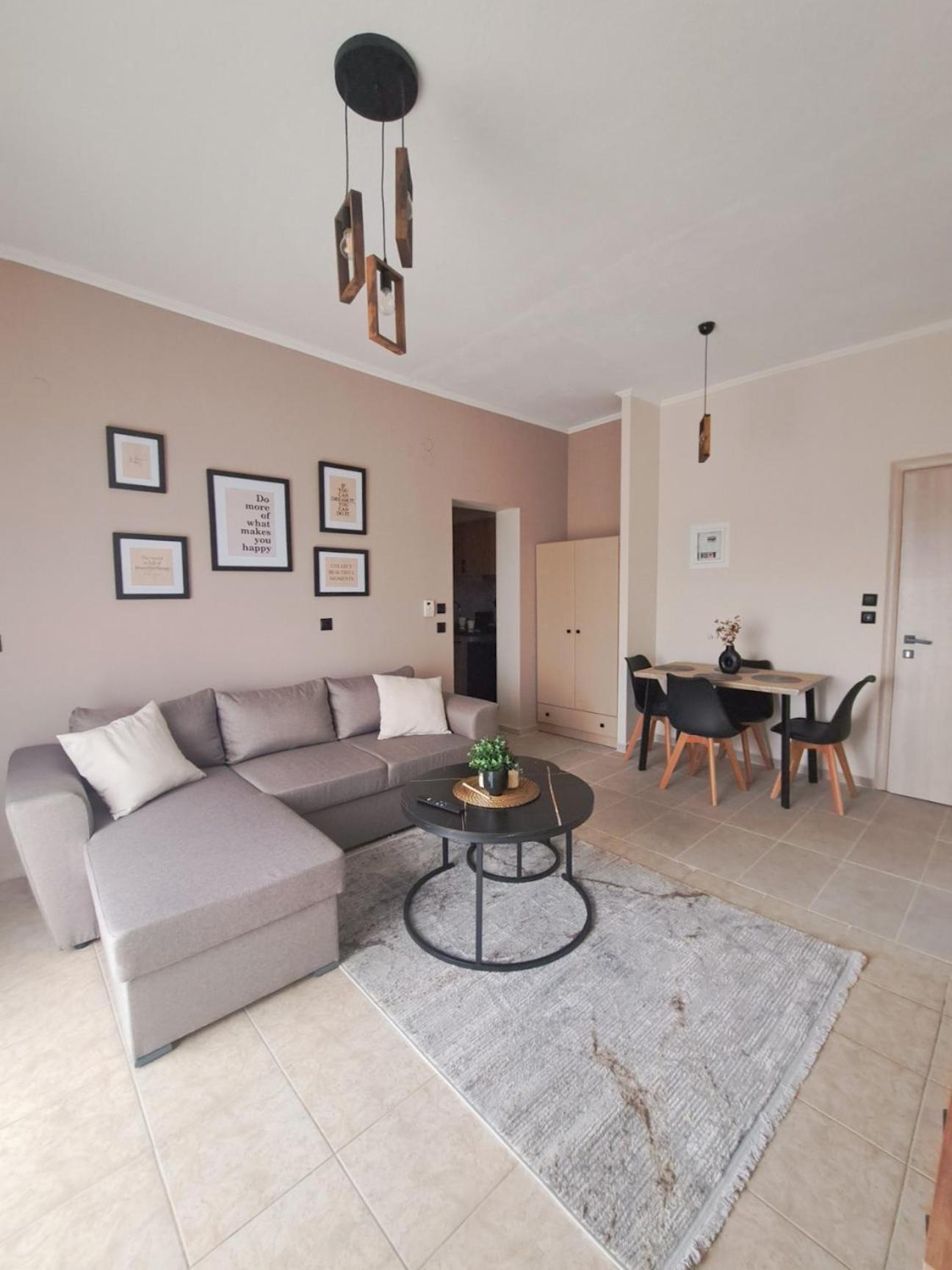 Pnoe Apartments Káto Loutrákion エクステリア 写真
