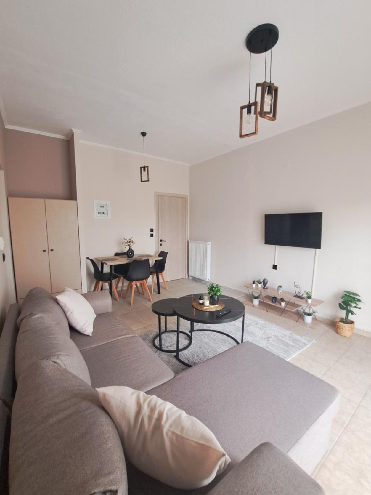Pnoe Apartments Káto Loutrákion エクステリア 写真