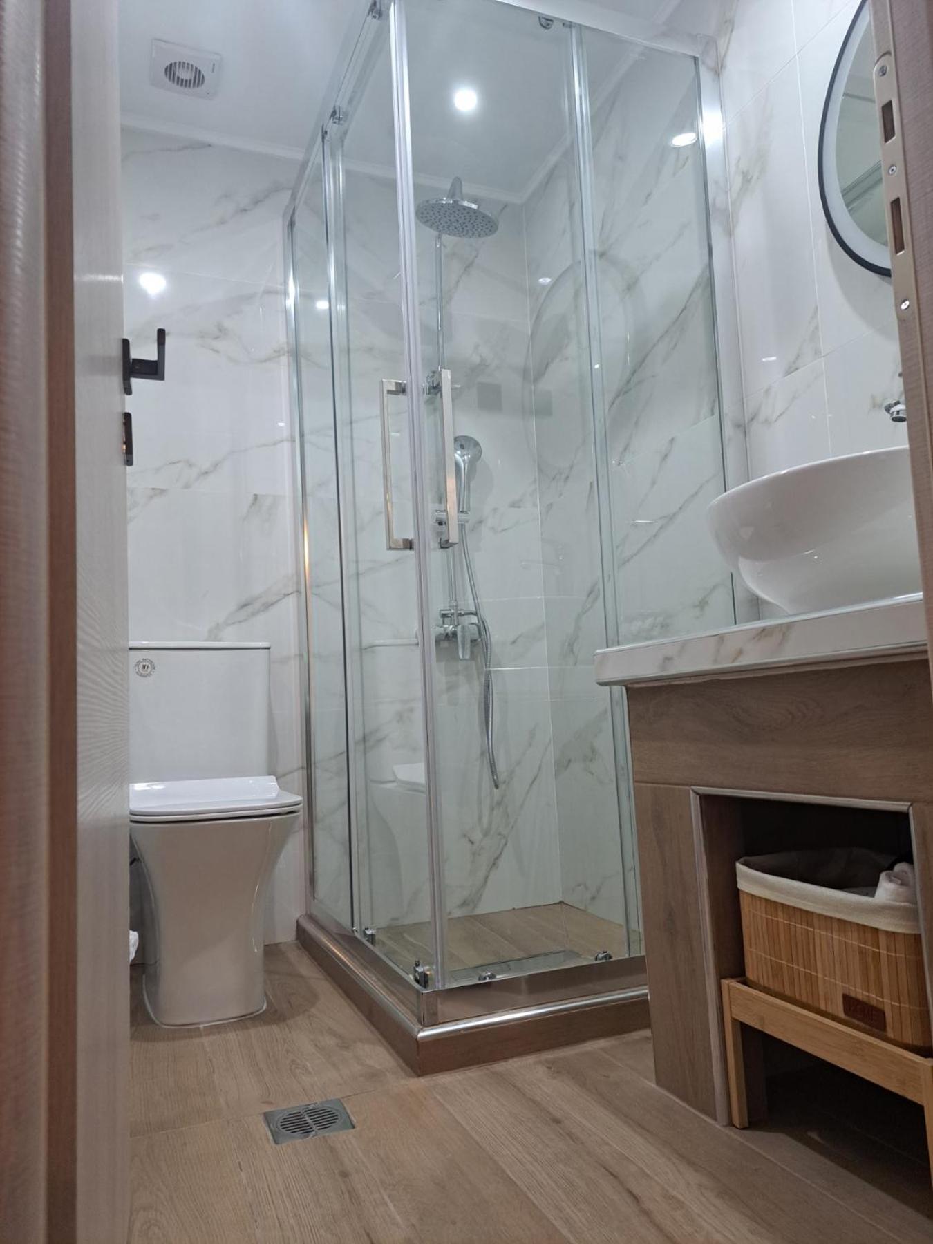 Pnoe Apartments Káto Loutrákion エクステリア 写真