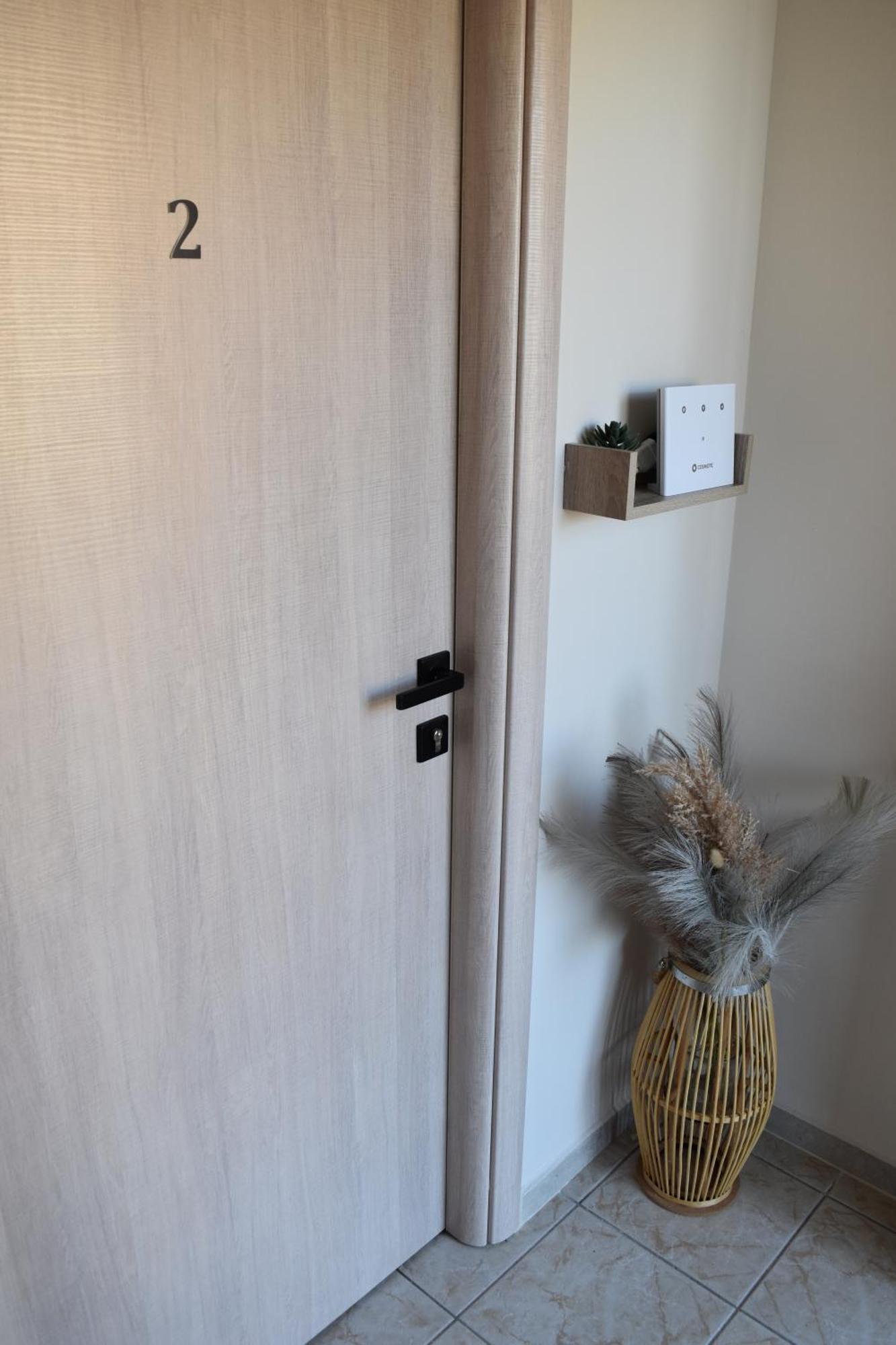 Pnoe Apartments Káto Loutrákion エクステリア 写真