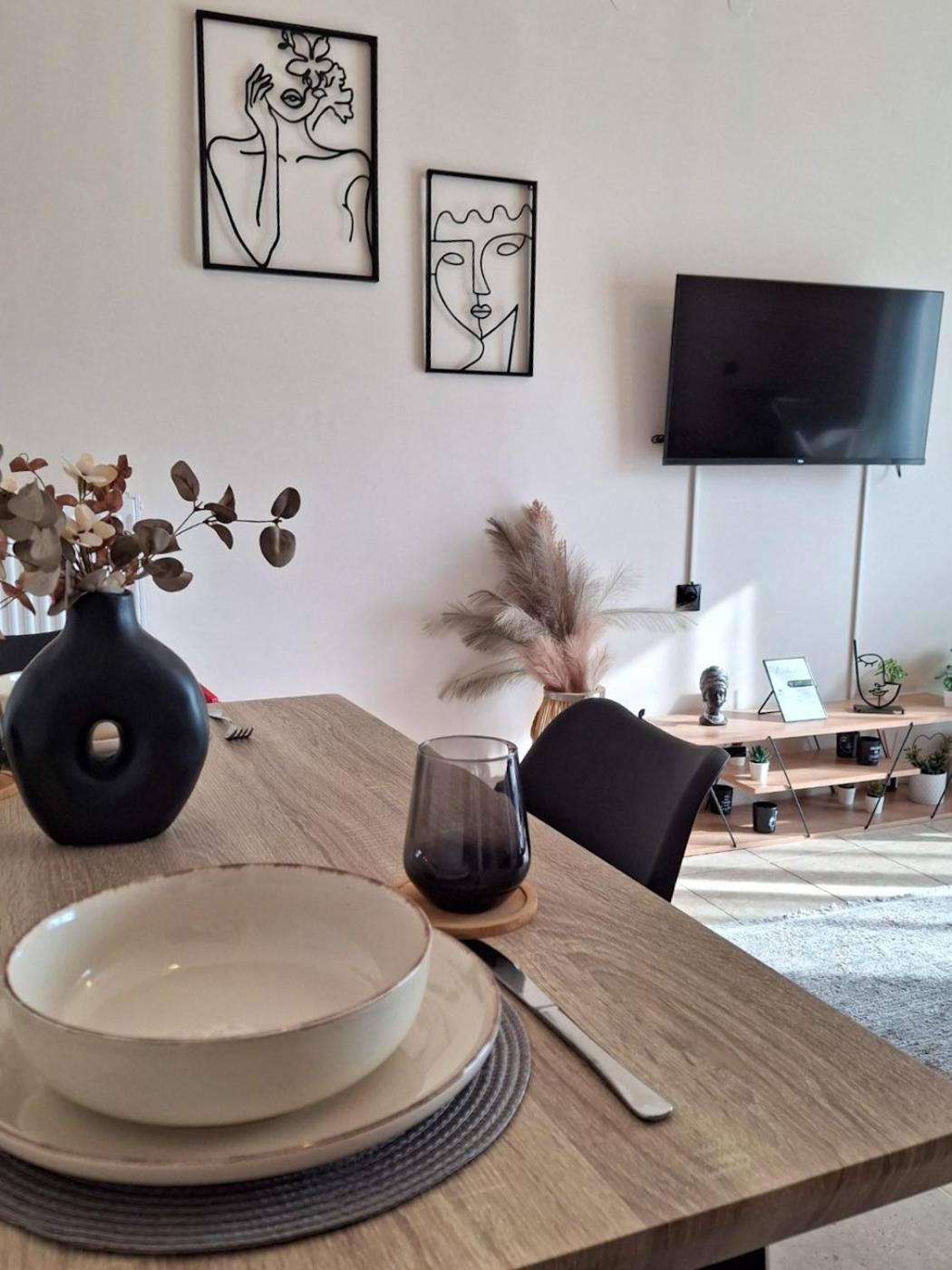 Pnoe Apartments Káto Loutrákion エクステリア 写真